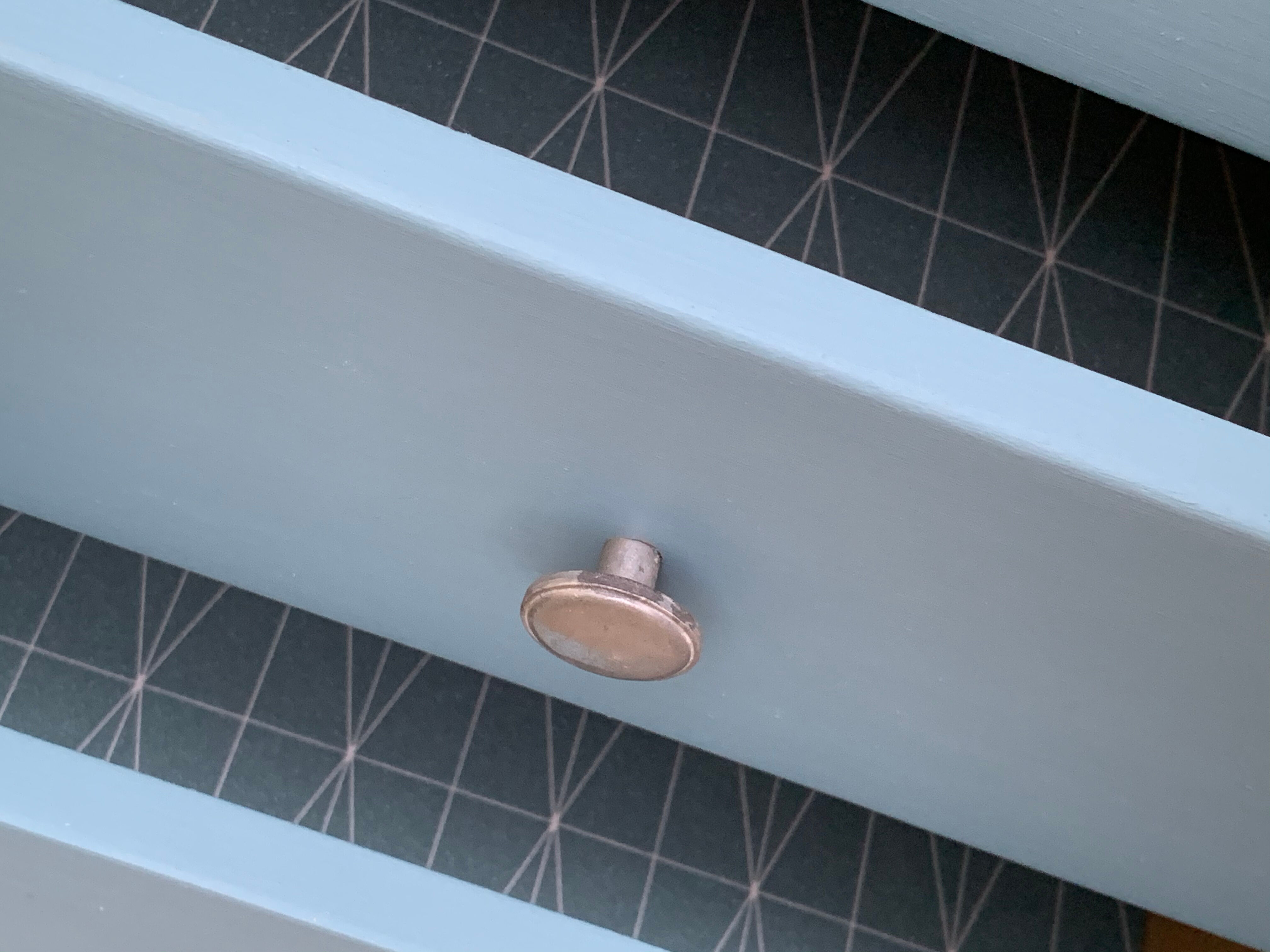 Chiffonnier feet compass 1950