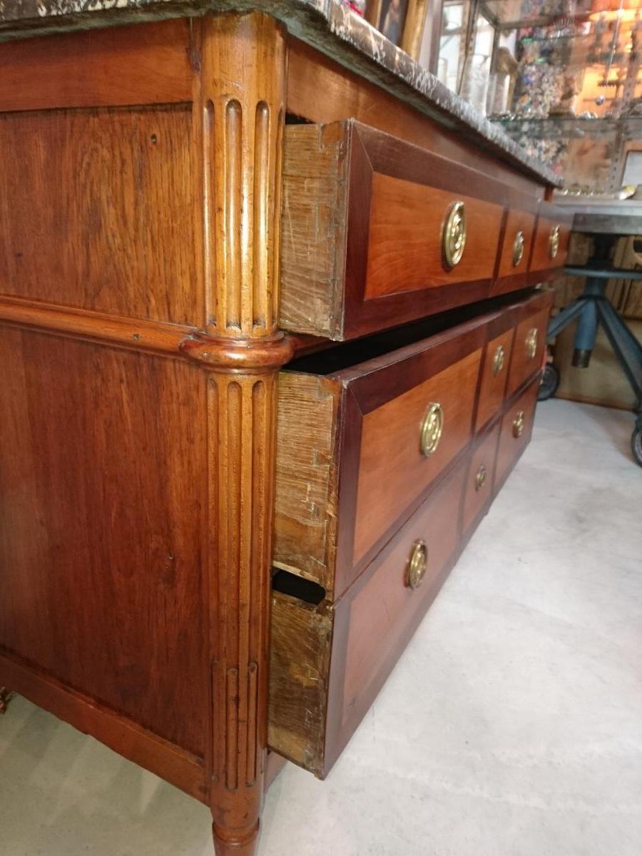 "Convenient time end XVI XVIII Saintongeaise plateau in marble"