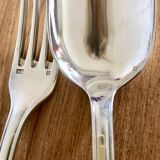 Set of table cutlery