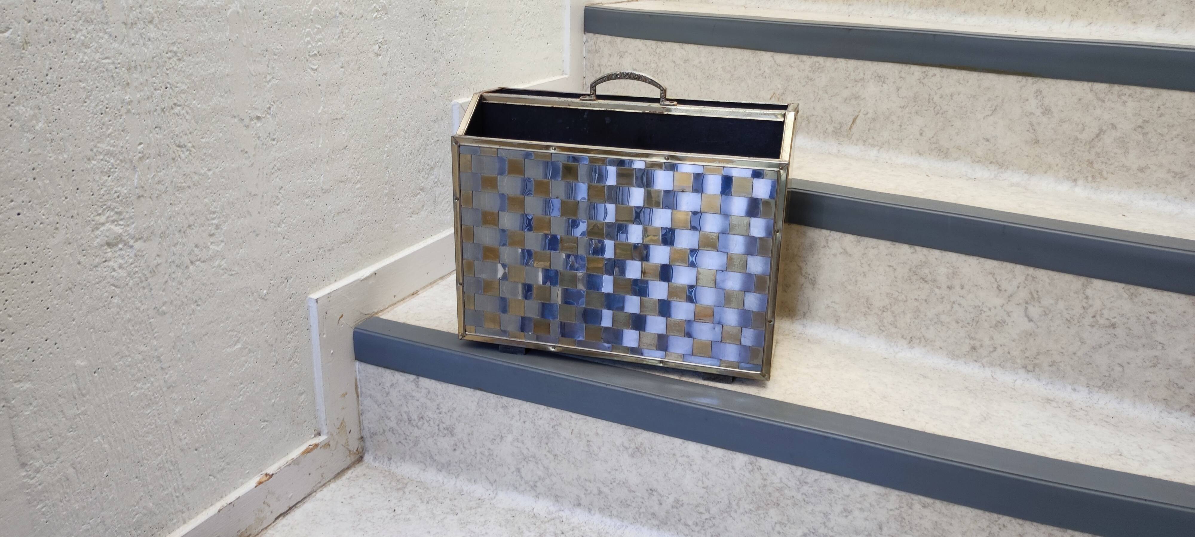 English woven metal magazine rack