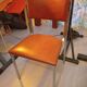 Chaise simili cuir rétro