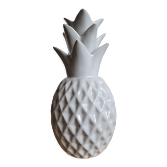 Porcelain pineapple
