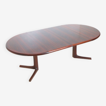 Vintage extendable oval rosewood dining table from the 1960s