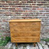 Wooden chest of drawers