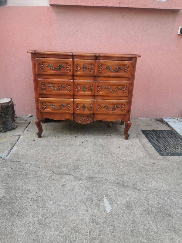 Louis XV commode