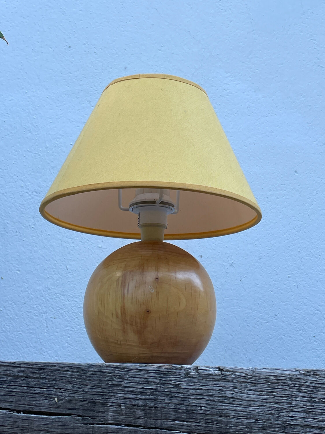 Turned wooden ball bedside lamp 1990