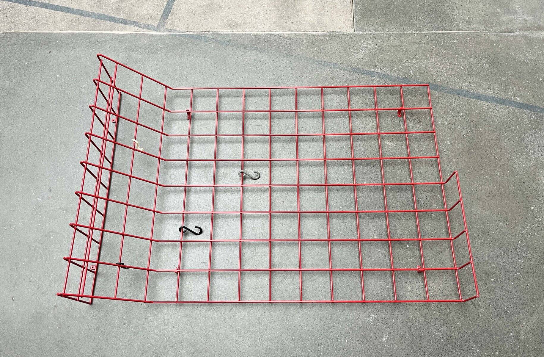 Red rope coat rack, modern German mid-century, 1960s.