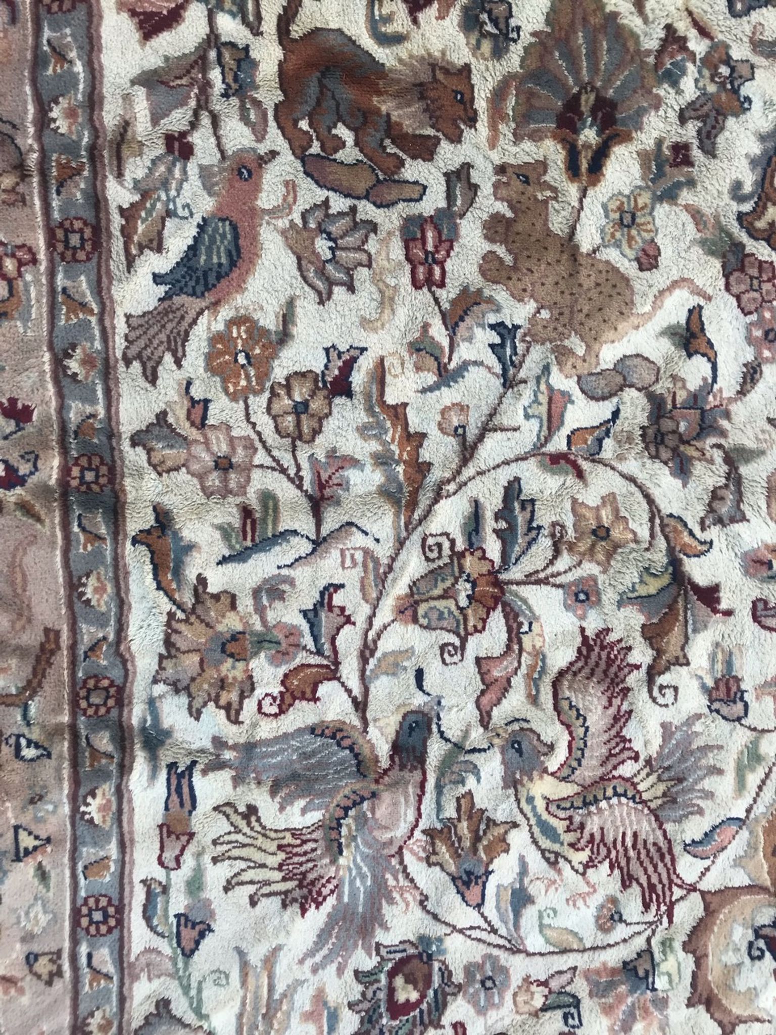 Pakistani carpet wool and silk handmade 190x295 cm