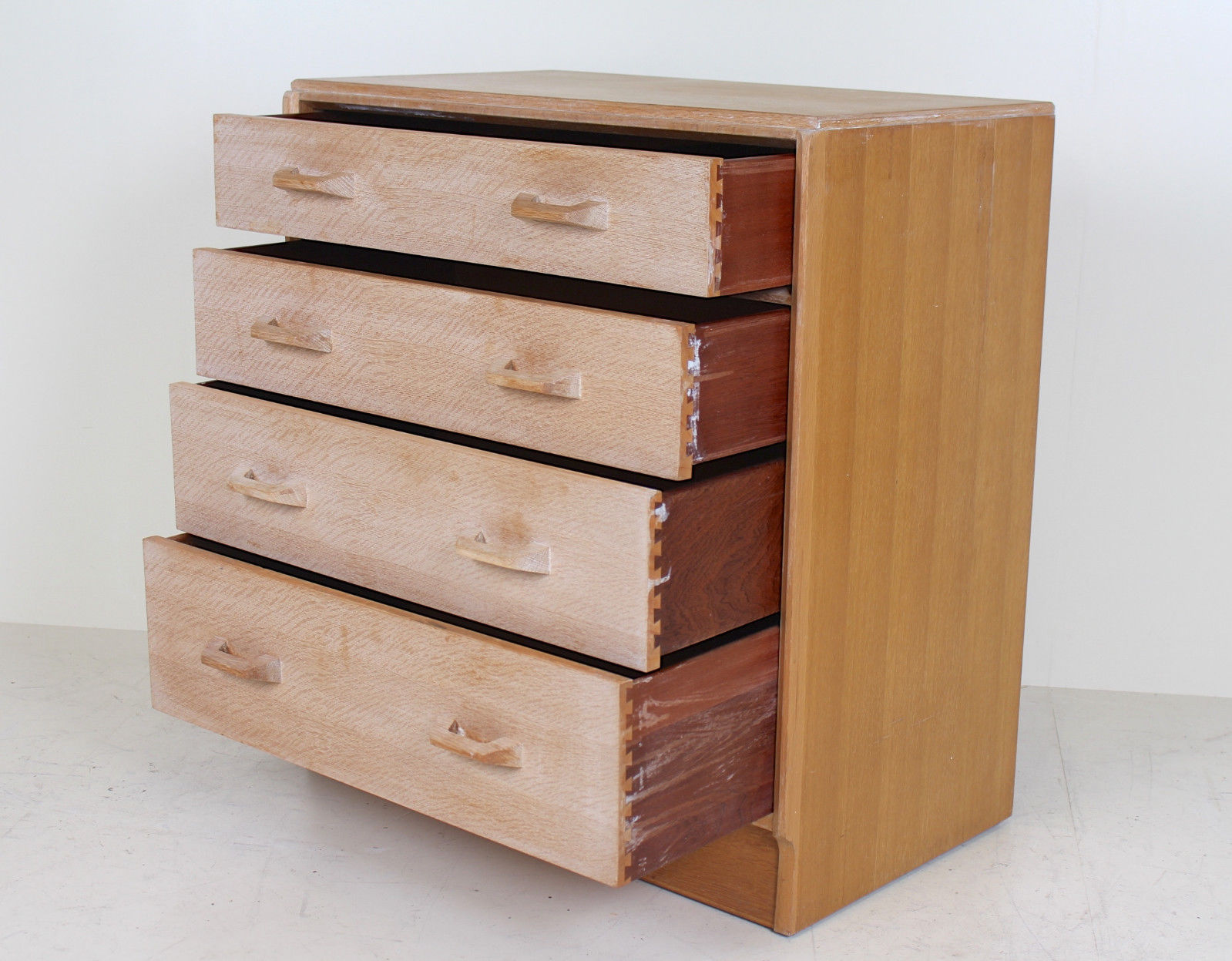 Commode E Gomme chêne clair moderne G-Plan