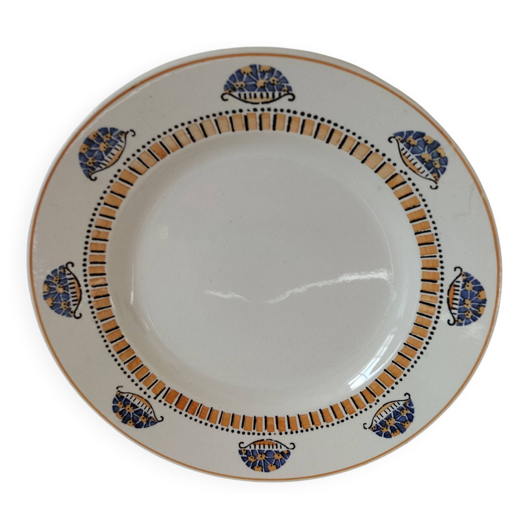 Round plate Longwy Art Deco