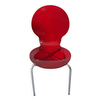 Chaise en plexi rouge et chrome vintage