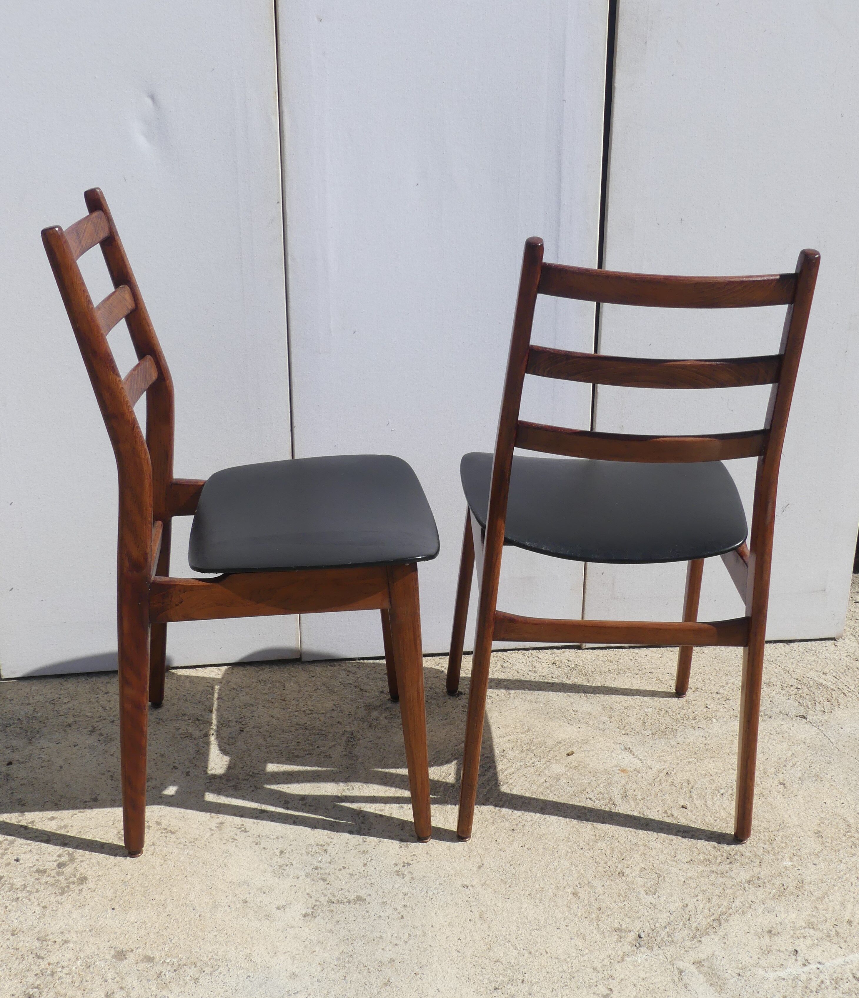 Pair of scandinavian chairs
