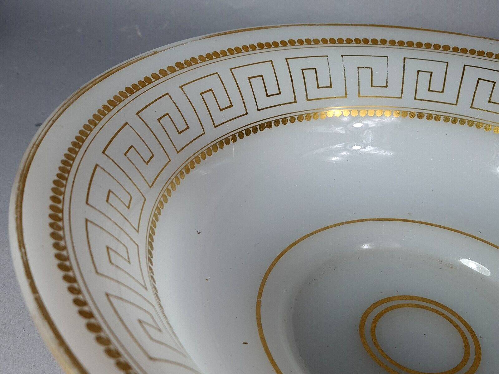 Centerpiece or opaline basin 19th century Greek decor, 33 cm. Very good condition. SBZ