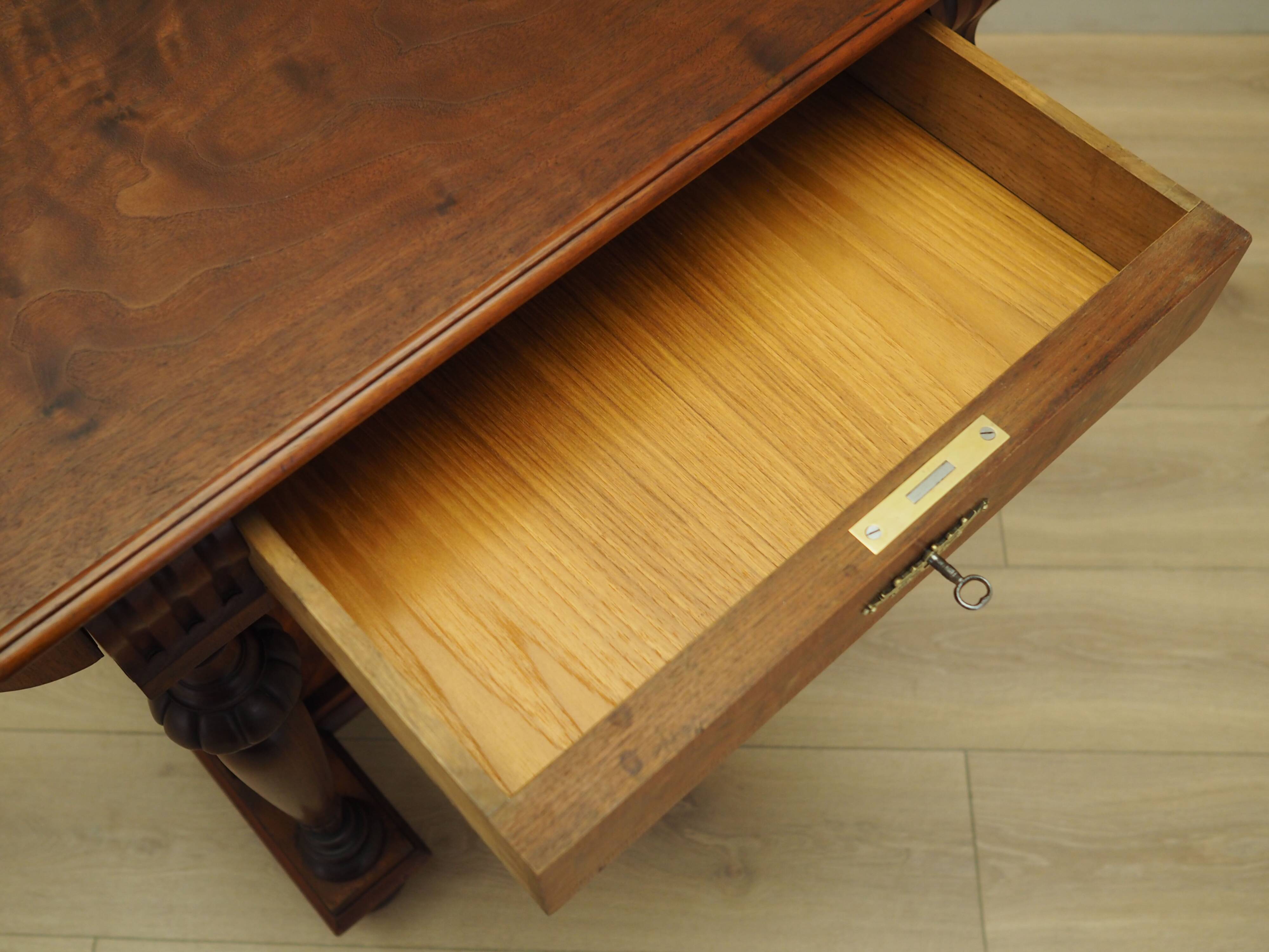 Commode, design italien, années 1960, production : Italie