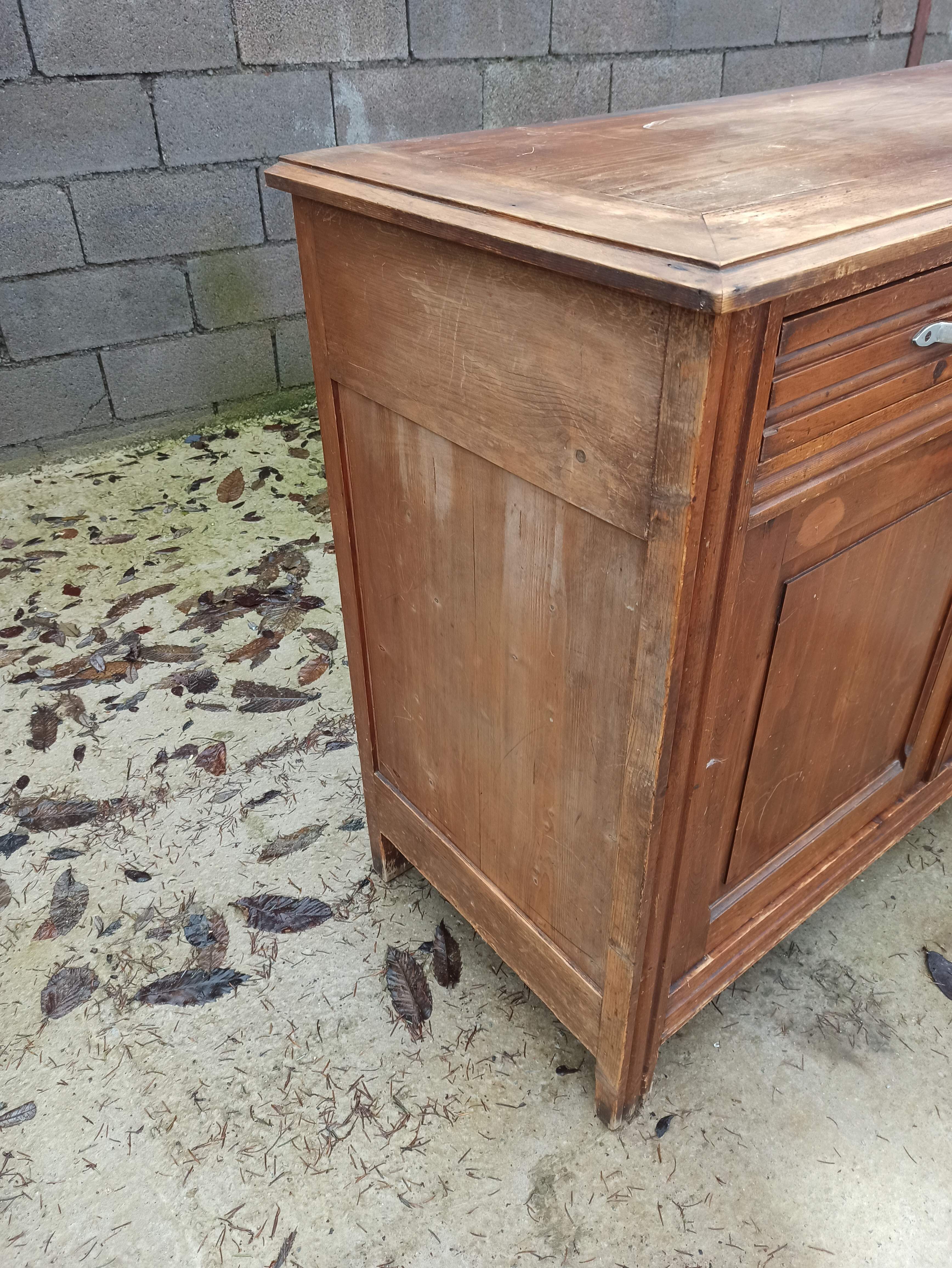 Low Parisian wooden sideboard 2 doors 2 drawers