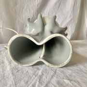 Vintage ceramic "hands" lamp - Wit Delfts - Made in Holland