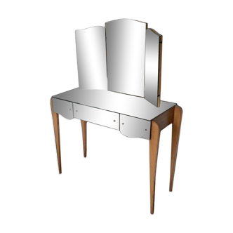 Mirrored dressing table