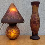 Signed lamp and vase, Tip Gallé – Acid-etched glass – Art Nouveau