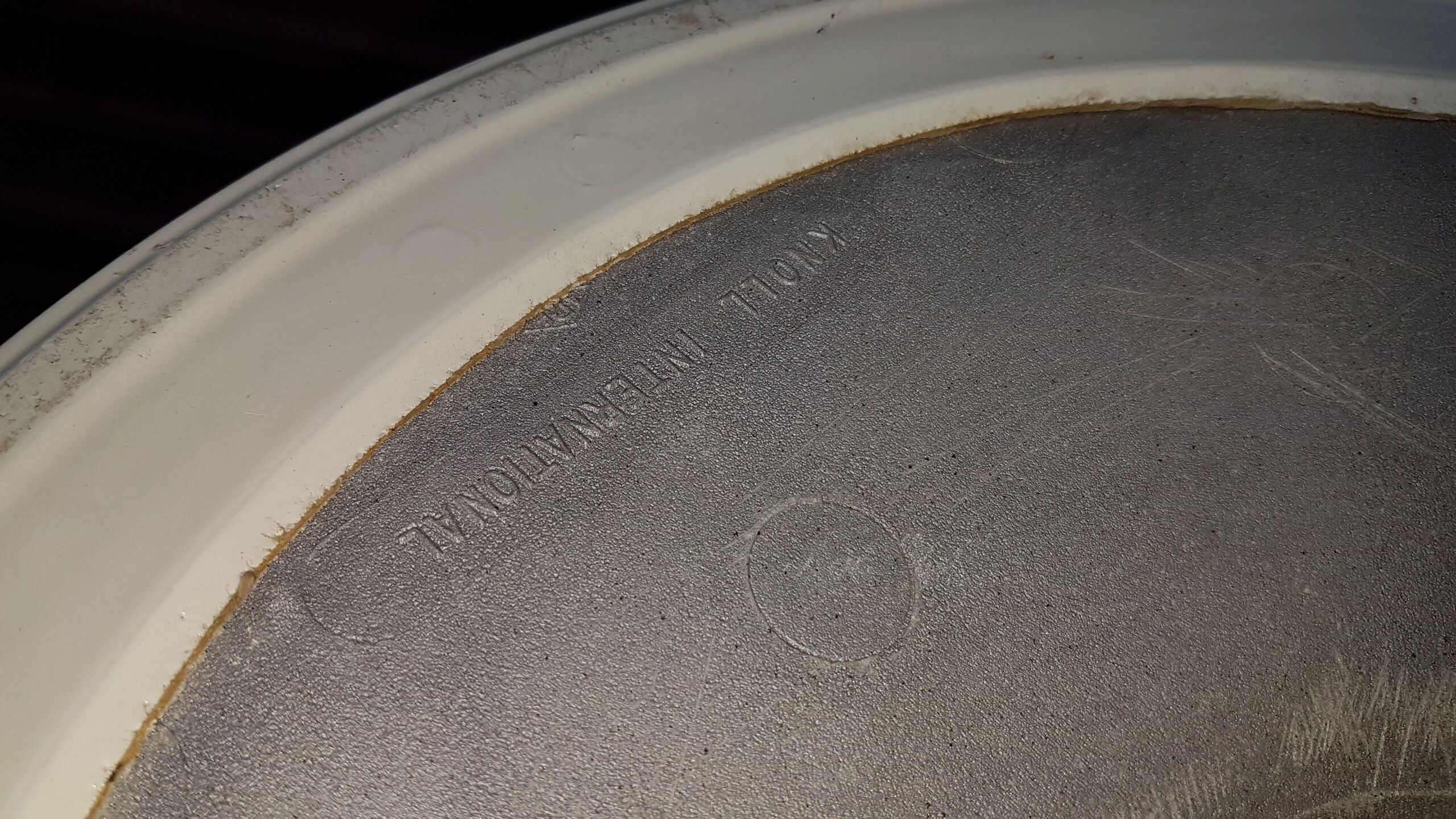 Pair of chairs from Eero Saarinen Knoll International Edition