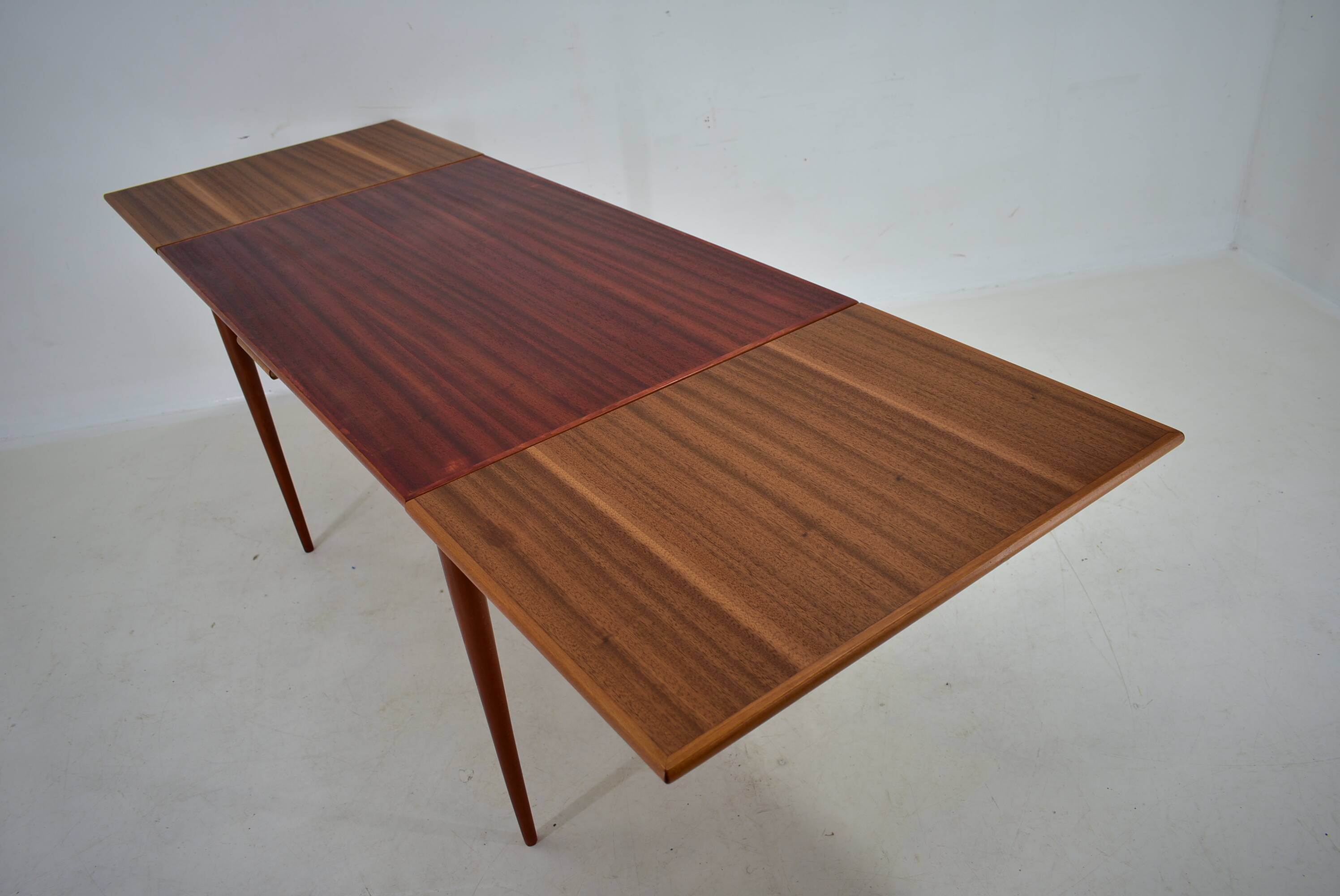 1960s Mahogany Dining Table, Czechoslovakia