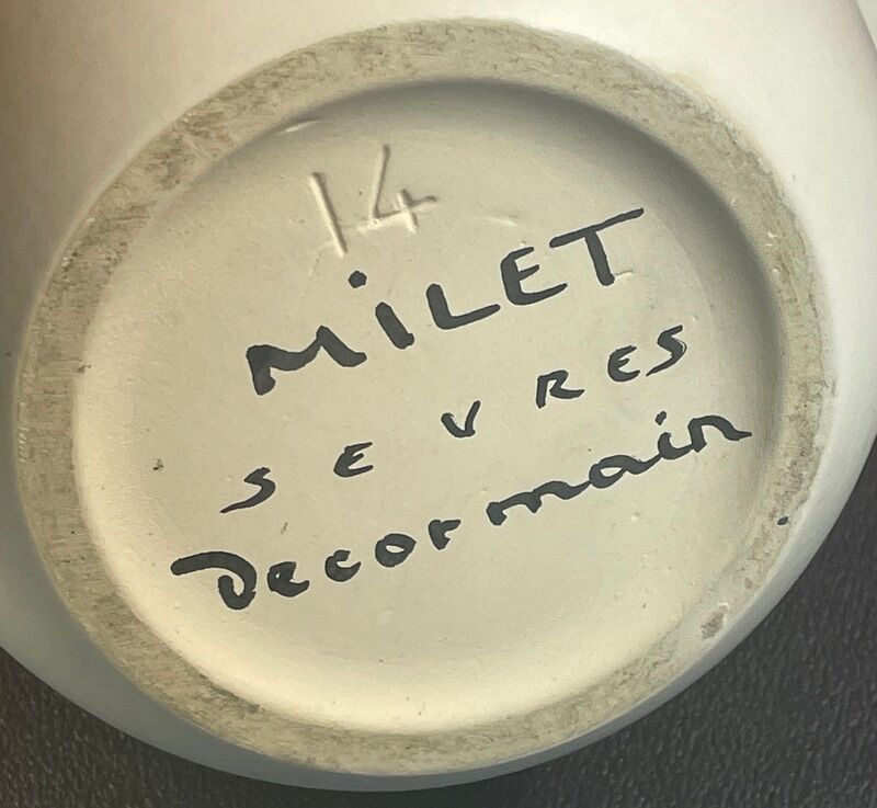 Ceramic pot cover with vegetable decoration sign (paul) milet sevres ø 19 cm h 15