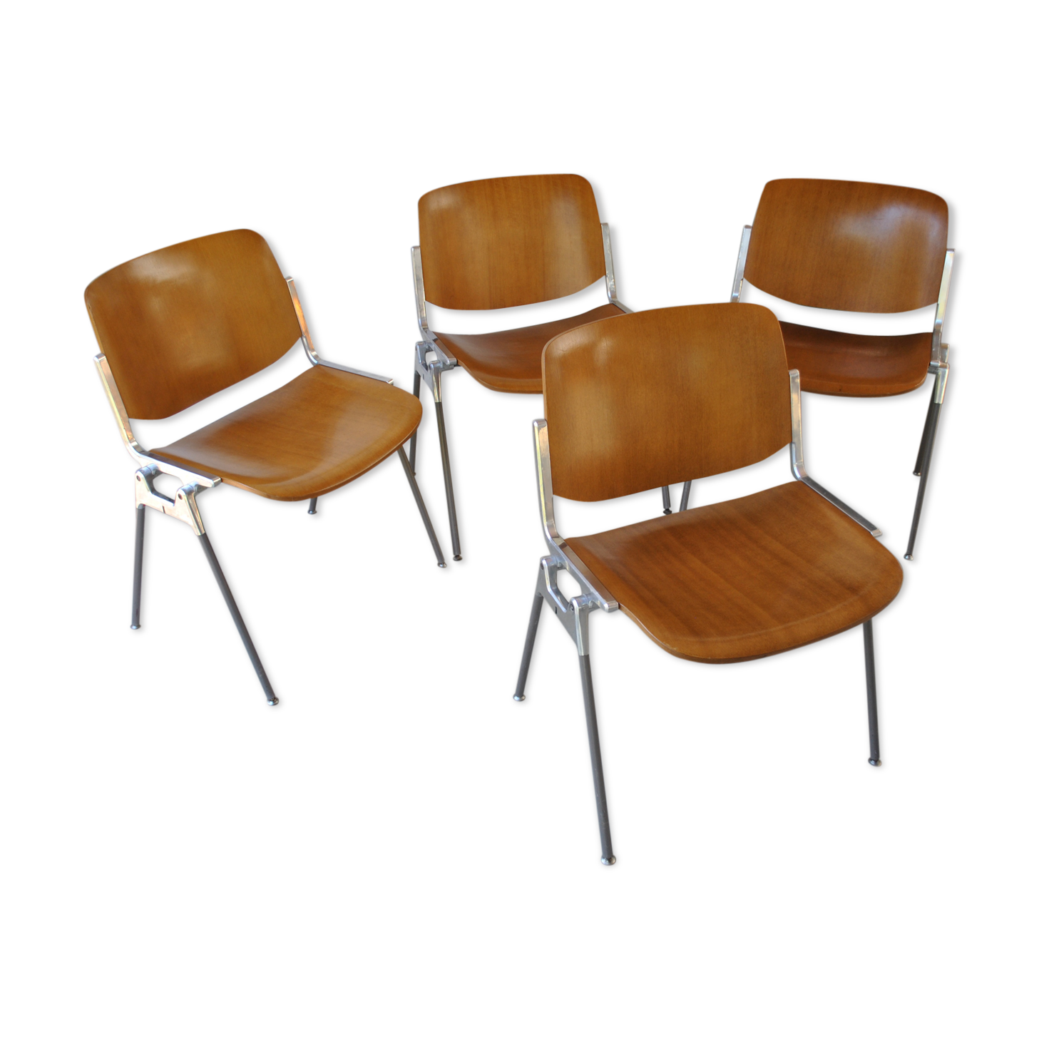 Chaises DSC-106 de Giancarlo Piretti éditées par Anonima Castelli ,1970