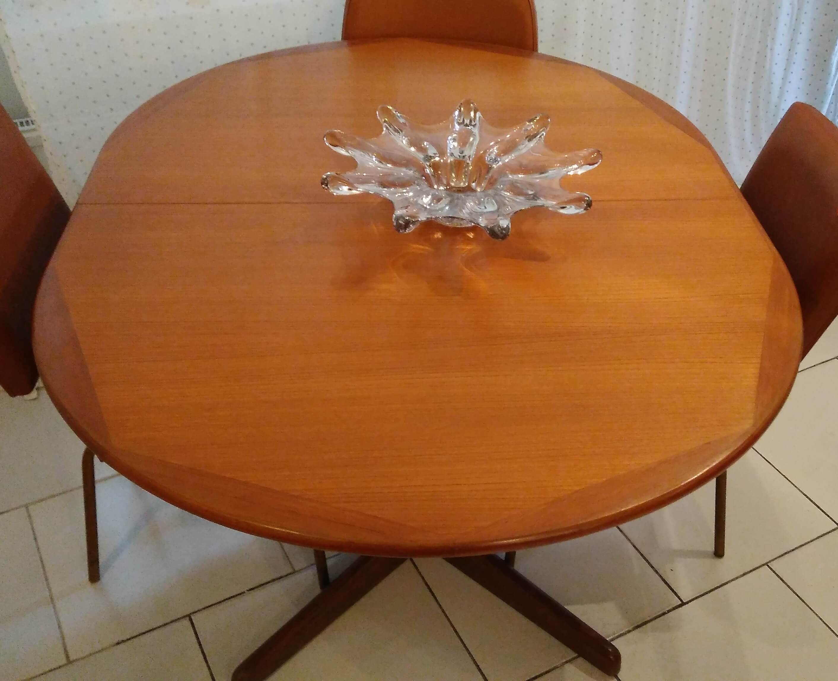 Vintage Scandinavian style dining