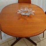 Vintage Scandinavian style dining