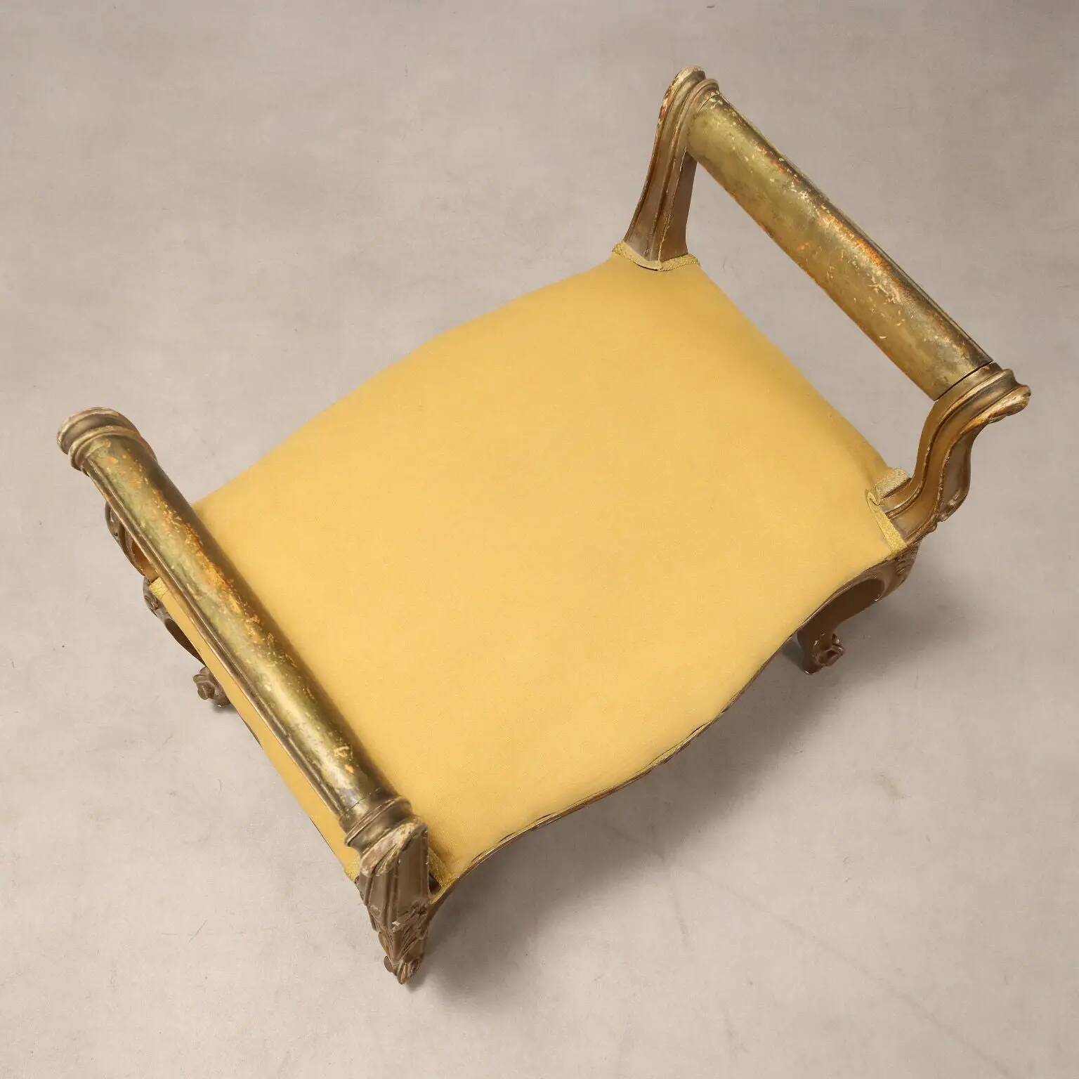 Pair of antique baroque-style benches in carved wood, Italy, 20th century.