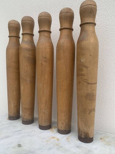 Bowling game of common bowling pins 1900