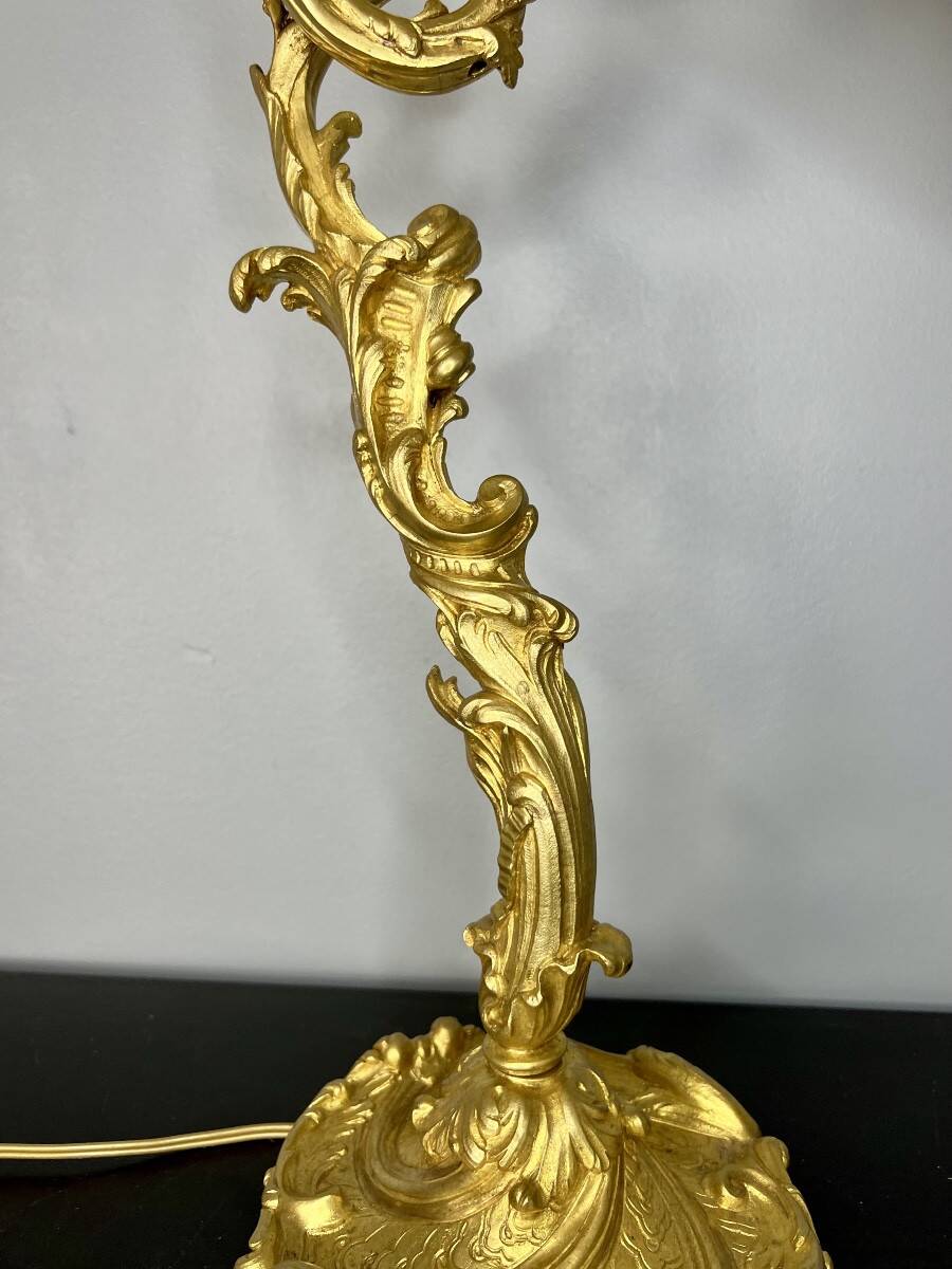 Daum Art Nouveau lamp