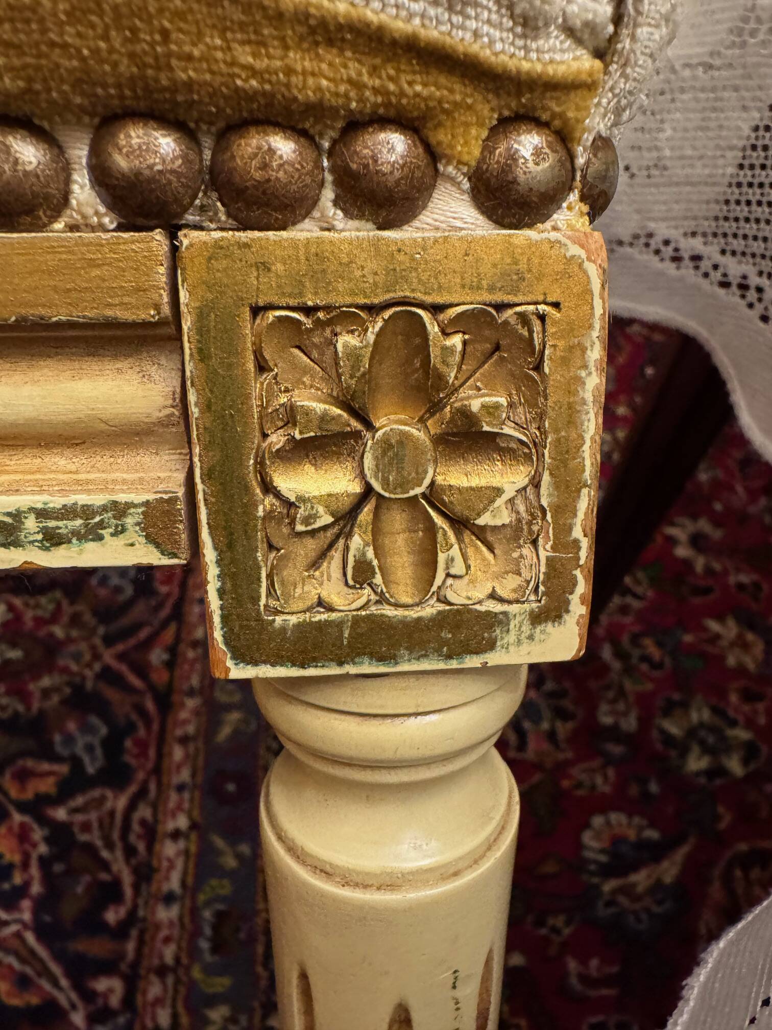 Elysée chairs Louis XVI