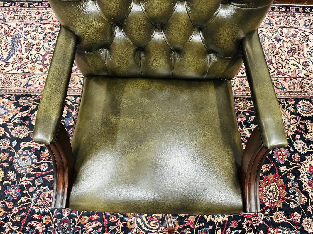 Fauteuil de bureau Chesterfield President vert olive