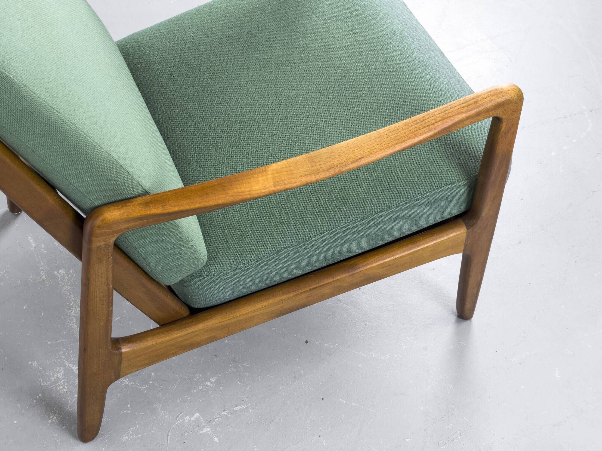Danish Lounge Chair Model FD-109 by Ole Wanscher for France & Daverkosen, 1