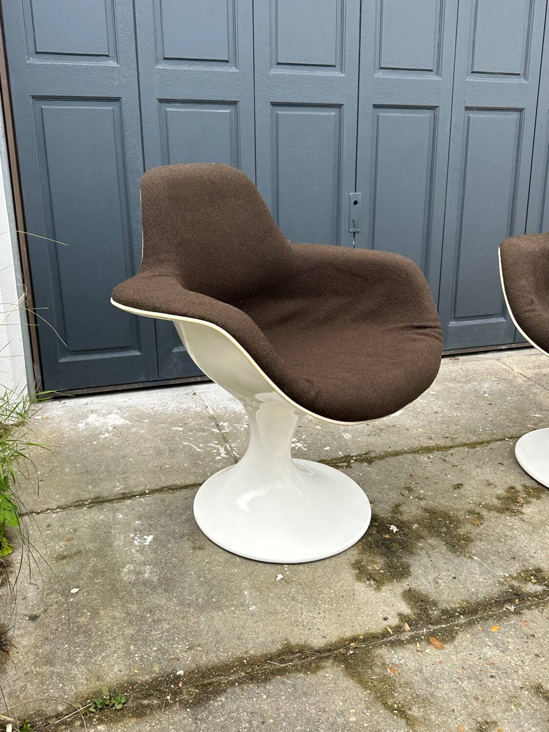 Pair of Orbit Herman Miller corca armchairs 1970