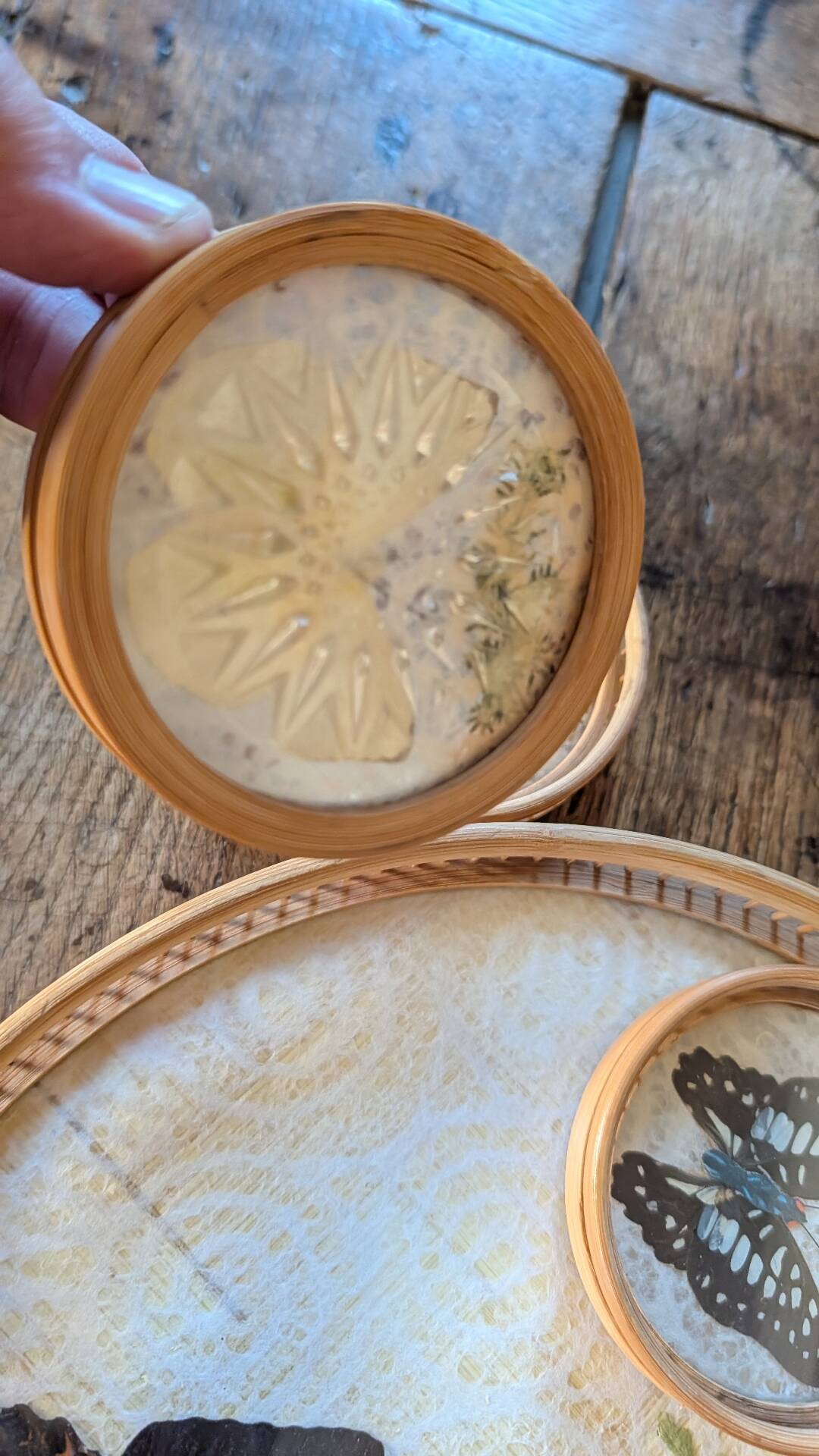 Vintage bamboo tray + 6 butterfly coasters from the 70s
