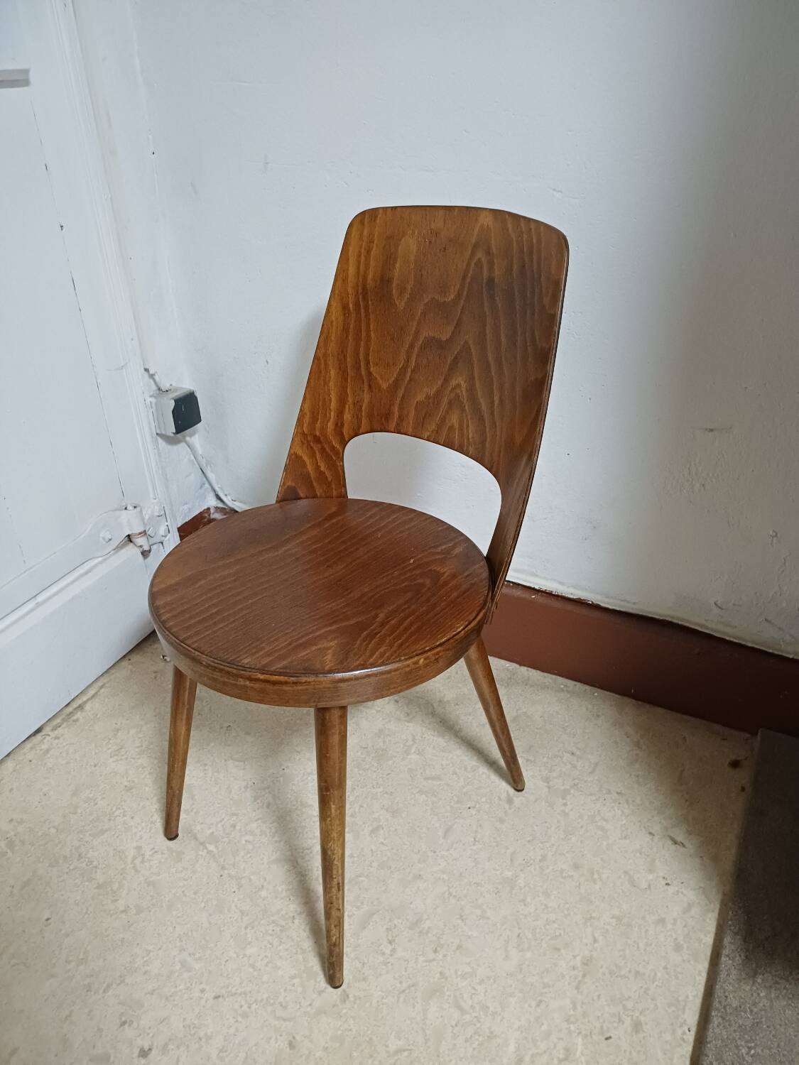 Chaise Baumann Mondor