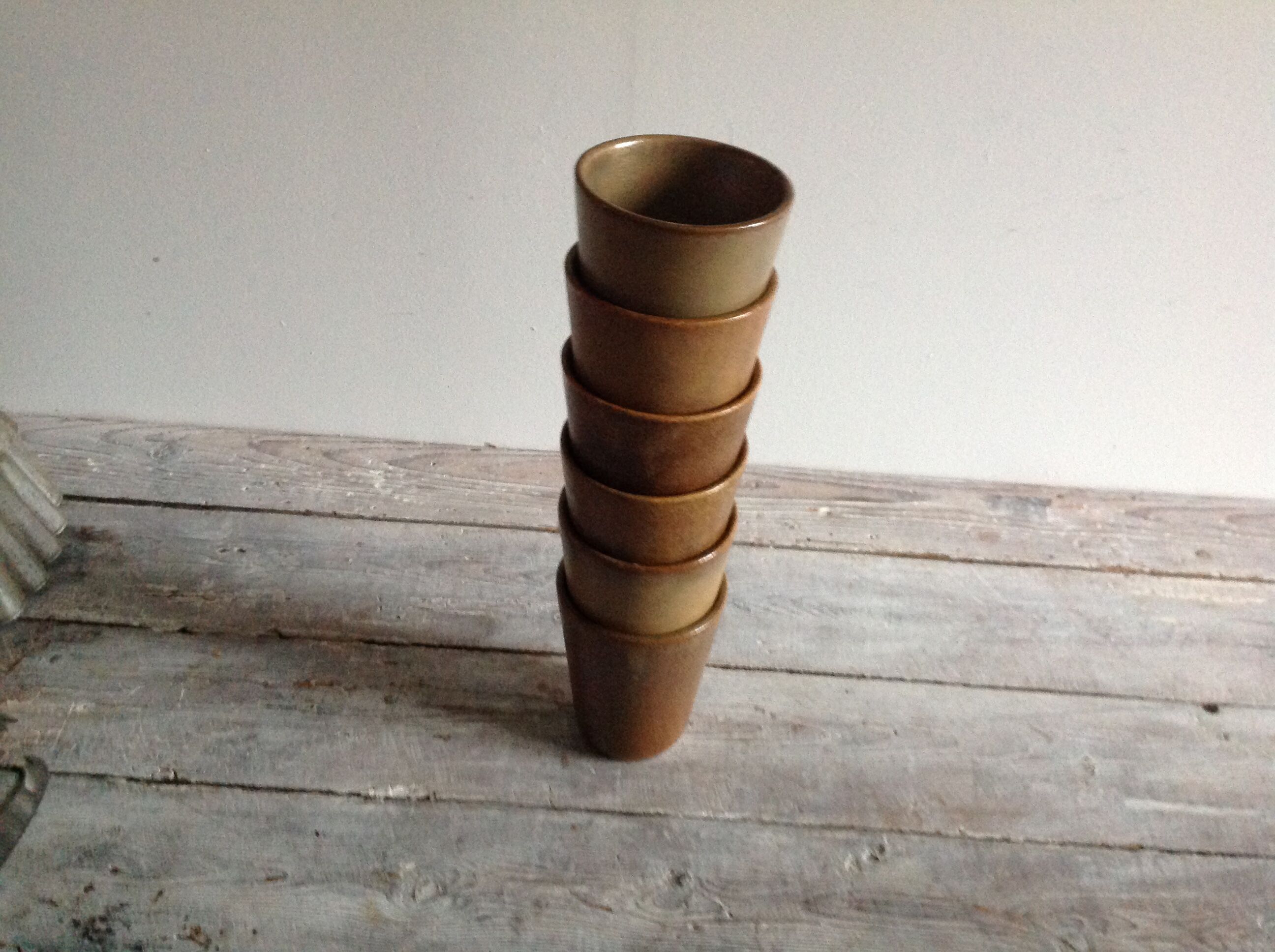 Series of 6 sandstone cups
