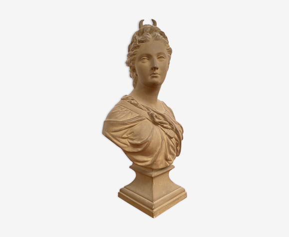 Terracotta bust of Diana the Huntress from Houdon, 19th century.