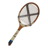 Tennis racket with maxima rachette tensioner