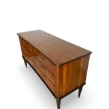 An Italian chest of drawers from the mid-20th century.