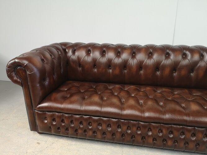 Sofa chesterfield brown leather three seats upholstered