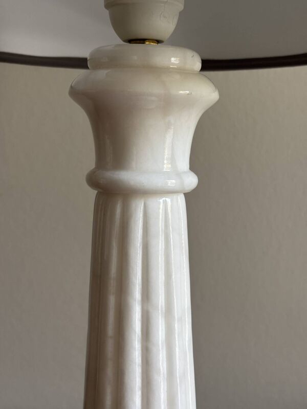 Lampe colonne en albâtre