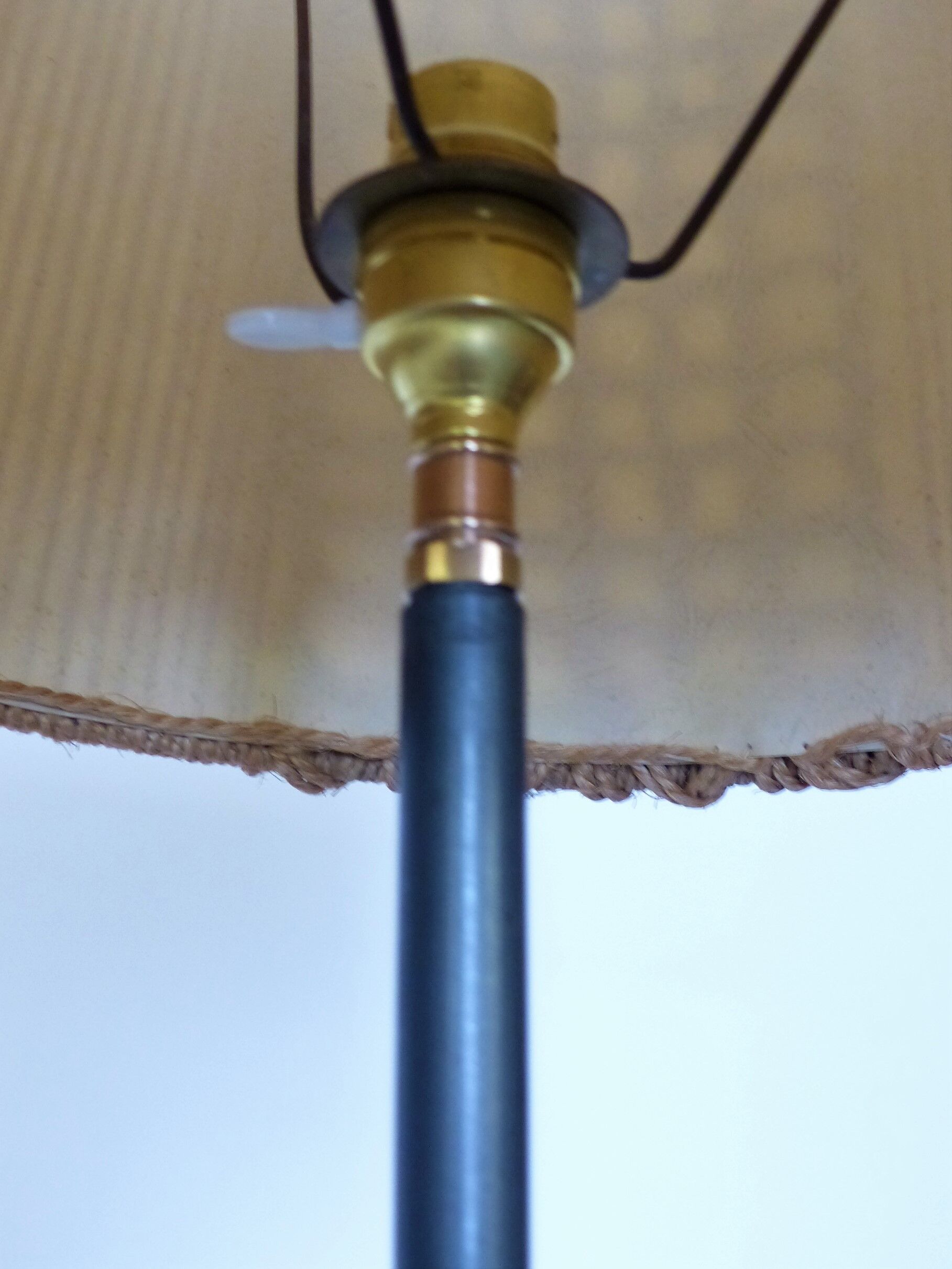 Floor lamp tripod 50 years