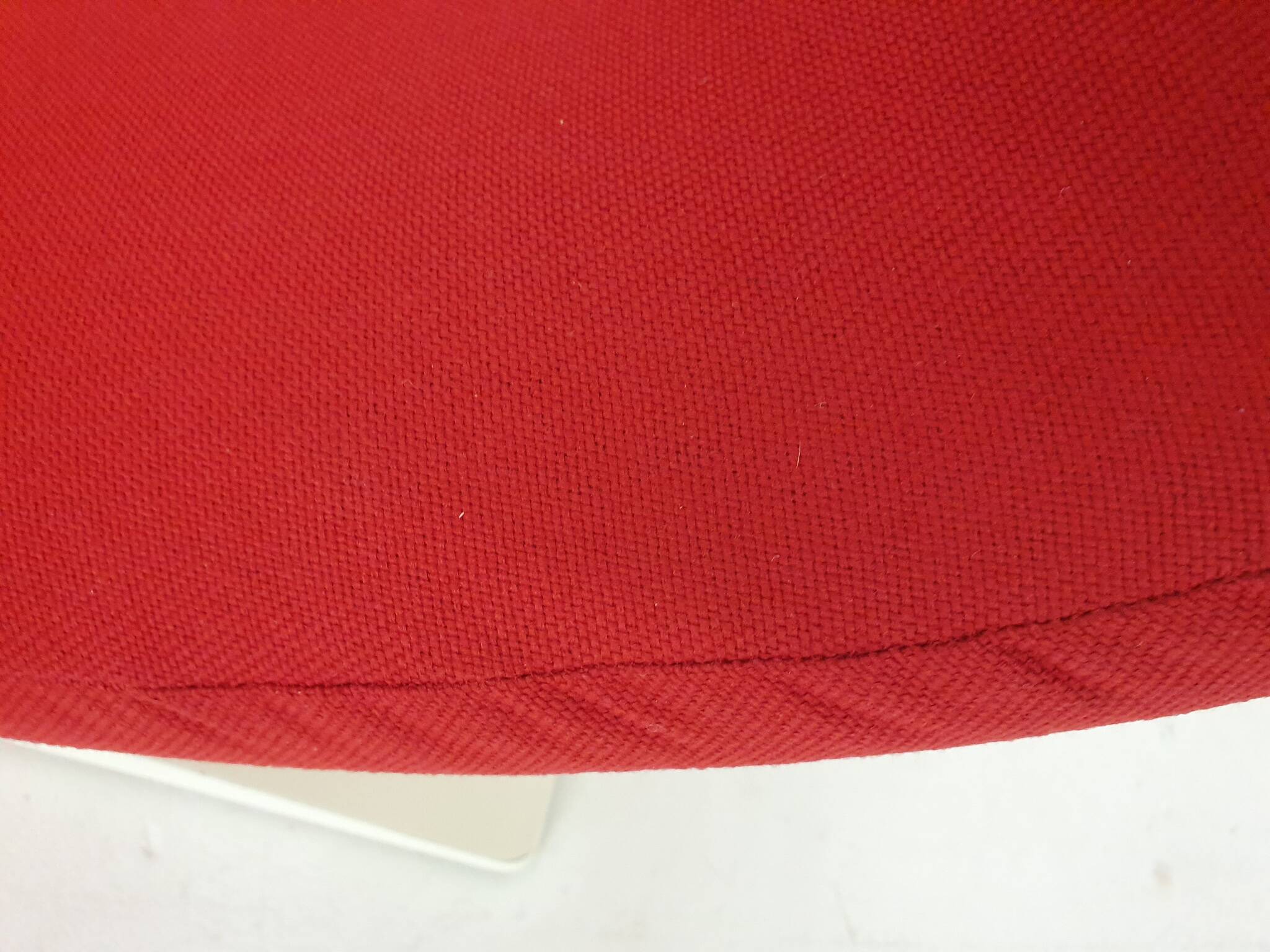 Design lounge chair model "Ribbon" by Pierre Paulin for Artifort, The Netherlands 1966