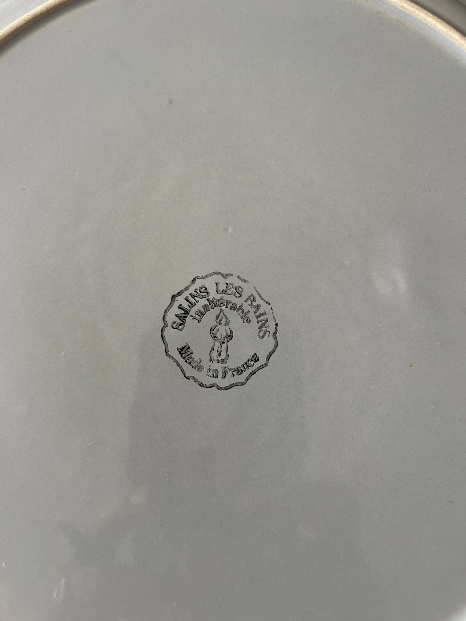 Earthenware dish from Salins les Bains