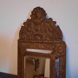 Closed-wall mirror