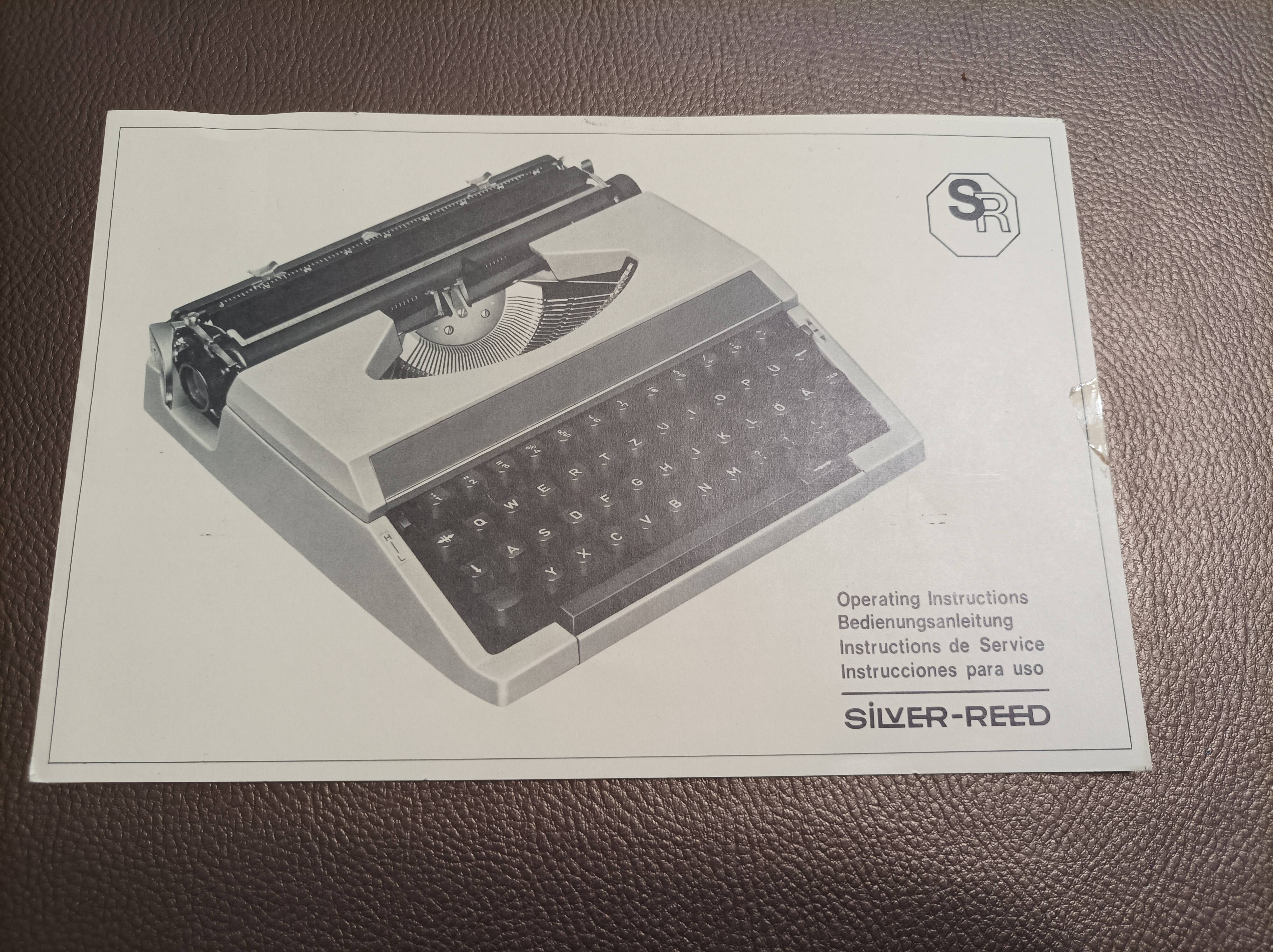 Silver Reed typewriter Silverette II