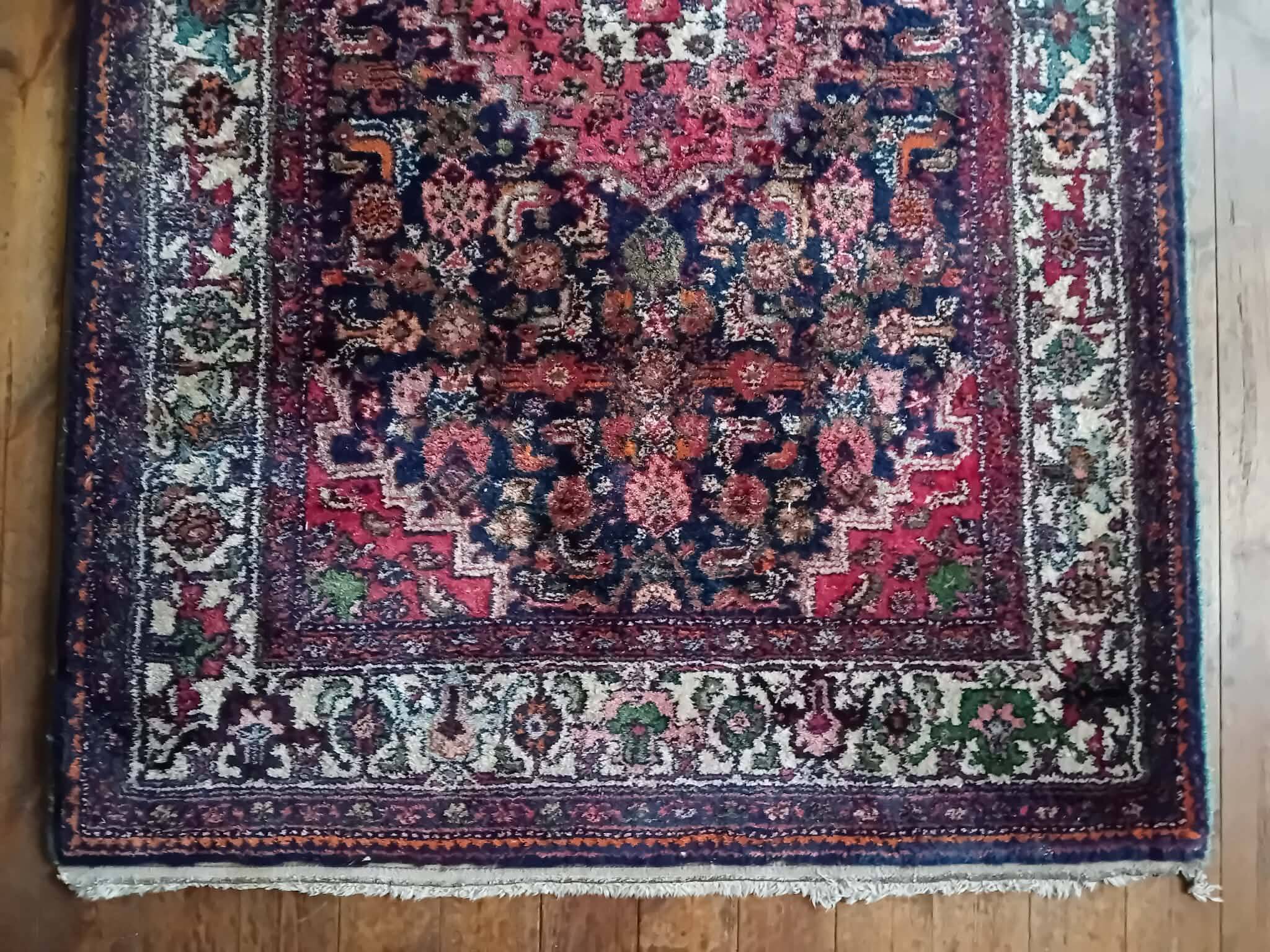 Handmade Persian carpet Mosul 202x132cm