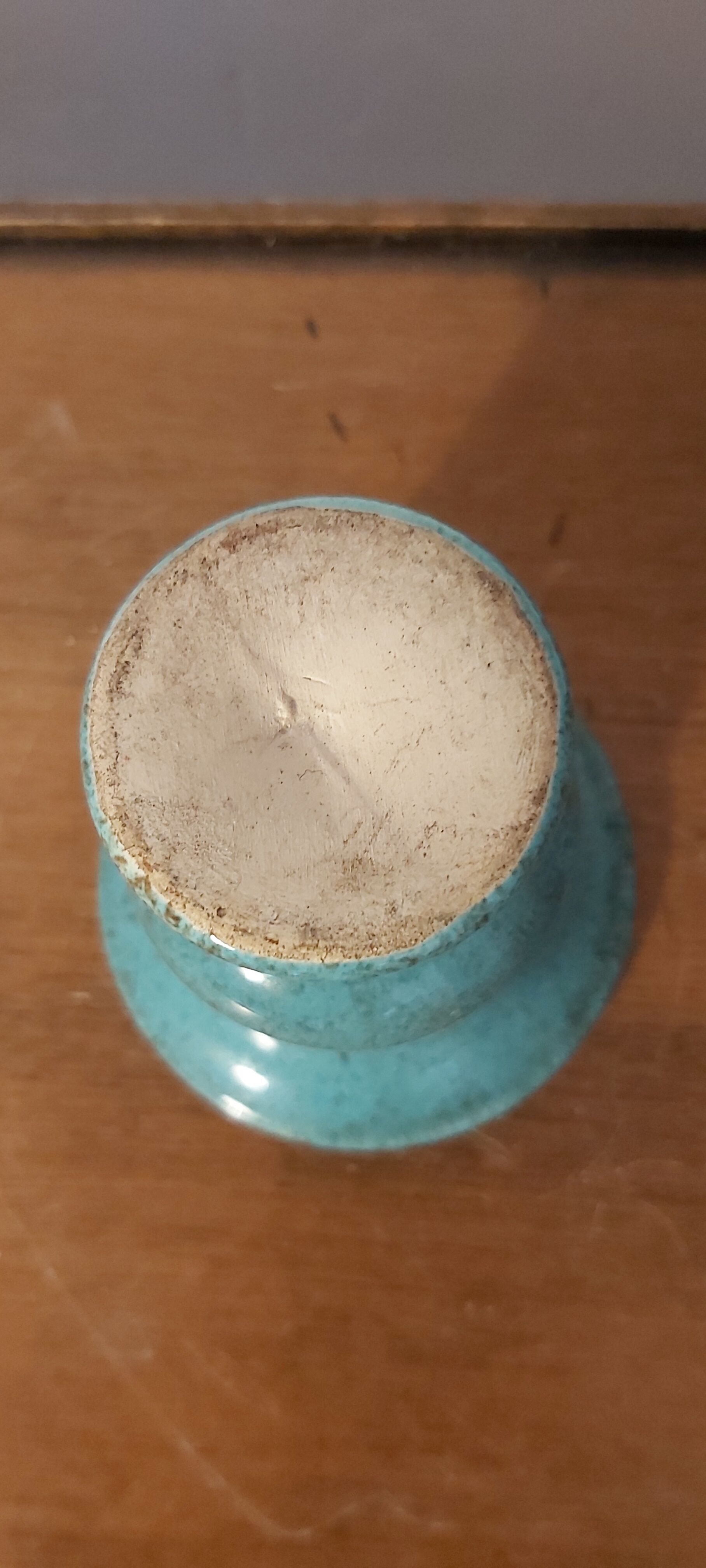 Green sandstone water basin